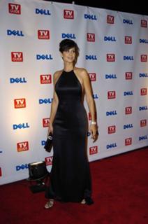 Catherine Bell feet photo thumbnail