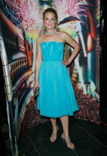 Elisabeth Röhm feet photo thumbnail