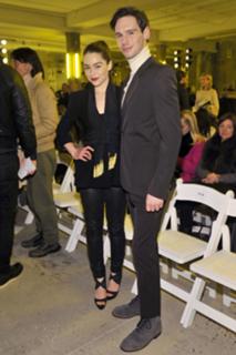 Emilia Clarke feet photo thumbnail