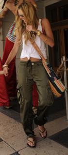 Elle Macpherson feet photo thumbnail