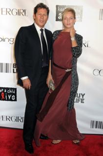 Uma Thurman feet photo thumbnail