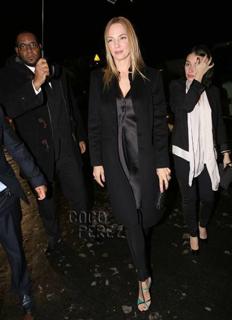 Uma Thurman feet photo thumbnail