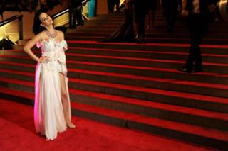 Katy Perry feet photo thumbnail