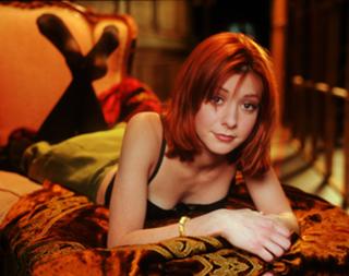 Alyson Hannigan feet photo thumbnail