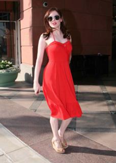 Rose McGowan feet photo thumbnail