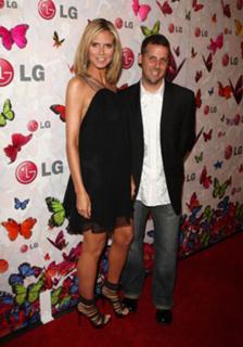 Heidi Klum feet photo thumbnail
