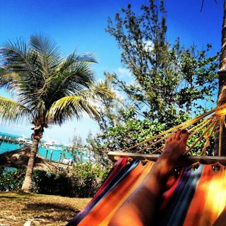 Sara Sampaio feet photo thumbnail