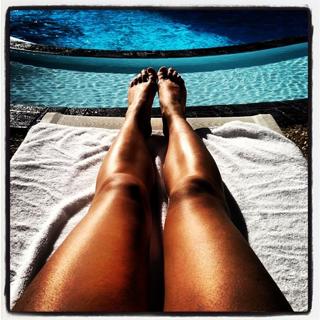 Sara Sampaio feet photo thumbnail