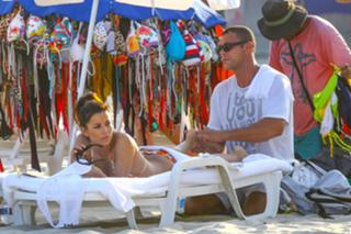 Eva Longoria feet photo thumbnail