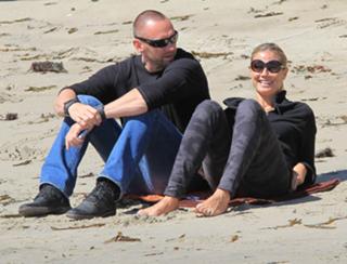 Heidi Klum feet photo thumbnail