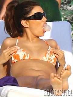 Eva Longoria feet photo thumbnail