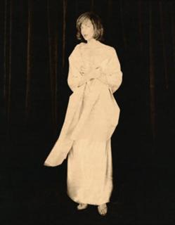Allison Janney feet photo thumbnail