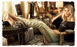 Gwyneth Paltrow feet photo thumbnail