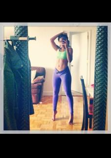 Angela Simmons feet photo thumbnail