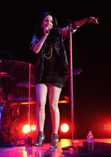 Tulisa feet photo thumbnail
