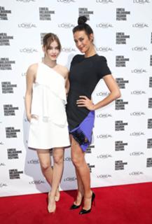 Barbara Palvin feet photo thumbnail