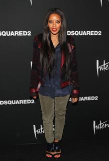 Angela Simmons feet photo thumbnail