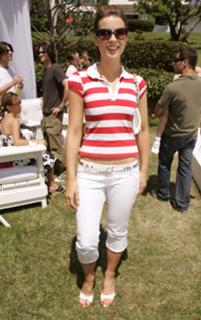 Kate Beckinsale feet photo thumbnail
