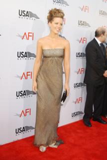 Kate Beckinsale feet photo thumbnail