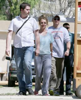 Britney Spears feet photo thumbnail