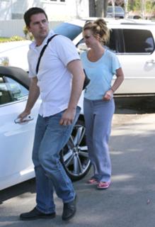 Britney Spears feet photo thumbnail