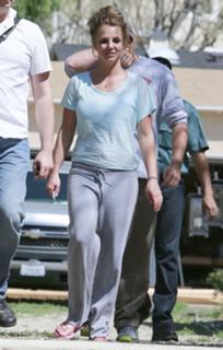Britney Spears feet photo thumbnail