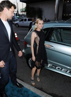 Diane Kruger feet photo thumbnail