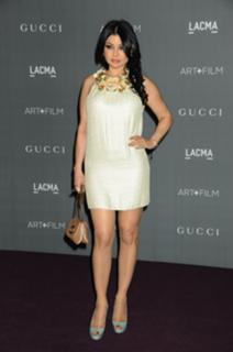 Haifa Wehbe feet photo thumbnail
