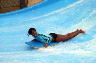 Kelly Rowland feet photo thumbnail