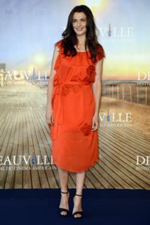 Rachel Weisz feet photo thumbnail