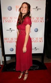 Mandy Moore feet photo thumbnail