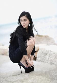 Angelababy feet photo thumbnail