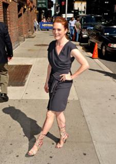 Julianne Moore feet photo thumbnail