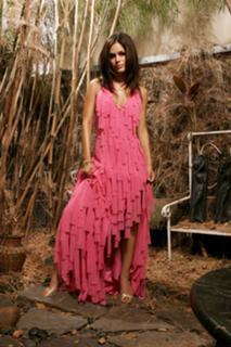 Rachel Bilson feet photo thumbnail