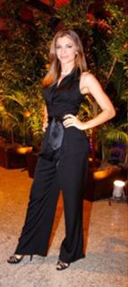 Grazi Massafera feet photo thumbnail