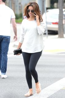 Eva Longoria feet photo thumbnail