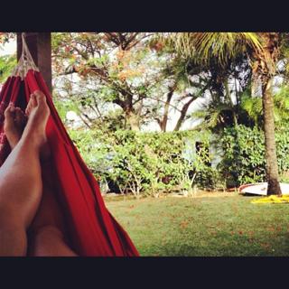 Carla Diaz feet photo thumbnail