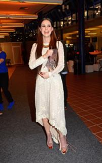 Lena Meyer-Landrut feet photo thumbnail