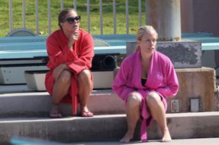 Kendra Wilkinson feet photo thumbnail