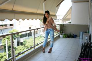 Mary Synatsaki feet photo thumbnail
