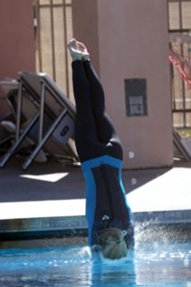 Kendra Wilkinson feet photo thumbnail