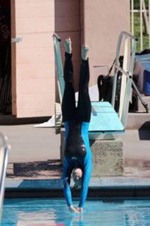 Kendra Wilkinson feet photo thumbnail