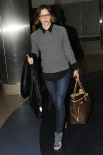 Katharine McPhee feet photo thumbnail