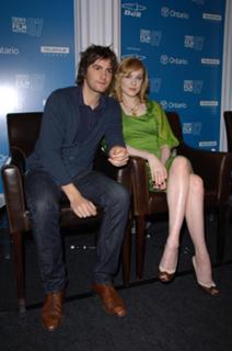 Evan Rachel Wood feet photo thumbnail