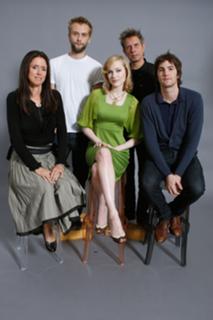 Evan Rachel Wood feet photo thumbnail