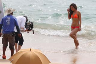 Myleene Klass feet photo thumbnail