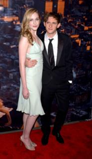 Evan Rachel Wood feet photo thumbnail