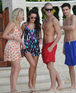 Michelle Keegan feet photo thumbnail