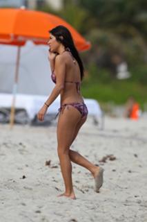 Arianny Celeste feet photo thumbnail