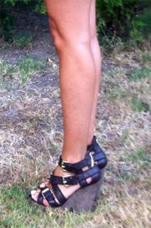 Paula Echevarría feet photo thumbnail